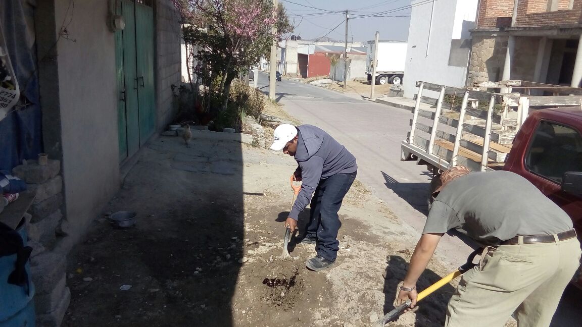 Continúa mejoramiento urbano en Tzompantepec